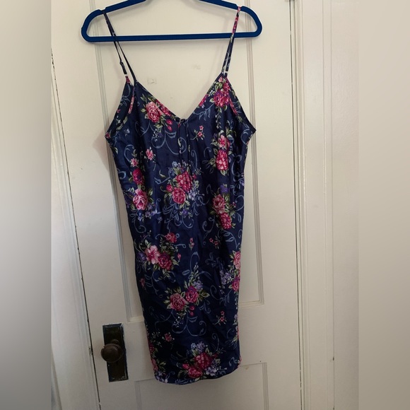 Secret Treasures Sleepwear Set 1X - Picture 3 of 8